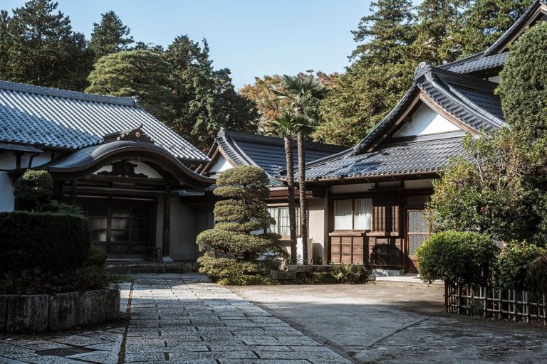 Material Alam dalam Konsep Rumah Jepang